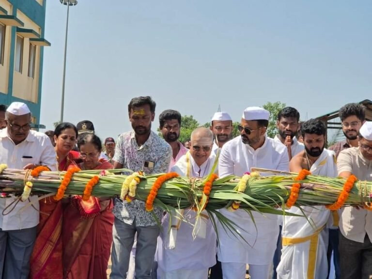 ಹರ್ಷ ಸಕ್ಕರೆ ಕಾರ್ಖಾನೆ ಬಾಯ್ಲರ್ ಪ್ರದೀಪನ! 11ರೈತರಿಗೆ ಸನ್ಮಾನ; ಕಾರ್ಯಕ್ರಮಕ್ಕೆ ಸಾಕ್ಷಿಯಾದ ರೈತಗಣ!<br />
<b>Deprecated</b>: strip_tags(): Passing null to parameter #1 ($string) of type string is deprecated in <b>/home/u749535979/domains/suvarnasamachara.com/public_html/wp-content/themes/Newspaper/loop-single.php</b> on line <b>64</b><br />
ಹರ್ಷ ಸಕ್ಕರೆ ಕಾರ್ಖಾನೆ ಬಾಯ್ಲರ್ ಪ್ರದೀಪನ! 11ರೈತರಿಗೆ ಸನ್ಮಾನ; ಕಾರ್ಯಕ್ರಮಕ್ಕೆ ಸಾಕ್ಷಿಯಾದ ರೈತಗಣ!