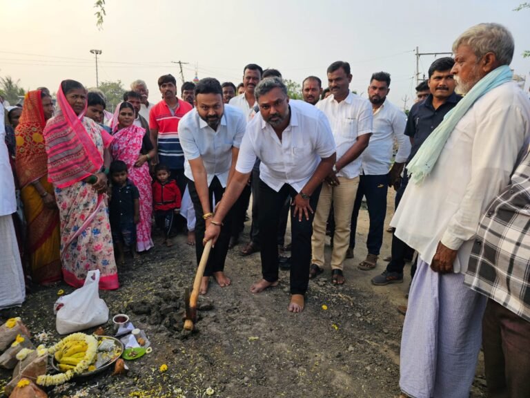 ಕೆರೆ ಅಭಿವೃದ್ಧಿ ಕಾಮಗಾರಿಗೆ ಚನ್ನರಾಜ ಹಟ್ಟಿಹೊಳಿ, ವಿಶ್ವಾಸ ವೈದ್ಯ ಪೂಜೆ<br />
<b>Deprecated</b>: strip_tags(): Passing null to parameter #1 ($string) of type string is deprecated in <b>/home/u749535979/domains/suvarnasamachara.com/public_html/wp-content/themes/Newspaper/loop-single.php</b> on line <b>64</b><br />
ಕೆರೆ ಅಭಿವೃದ್ಧಿ ಕಾಮಗಾರಿಗೆ ಚನ್ನರಾಜ ಹಟ್ಟಿಹೊಳಿ, ವಿಶ್ವಾಸ ವೈದ್ಯ ಪೂಜೆ