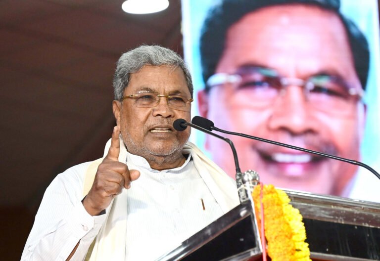 ‘ಶಾಲಾ-ಕಾಲೇಜುಗಳಲ್ಲಿ ಸಂವಿಧಾನದ ಪೀಠಿಕೆ ಓದುವುದು ಕಡ್ಡಾಯ’ CM ಸಿದ್ದರಾಮಯ್ಯ ಘೋಷಣೆ!
