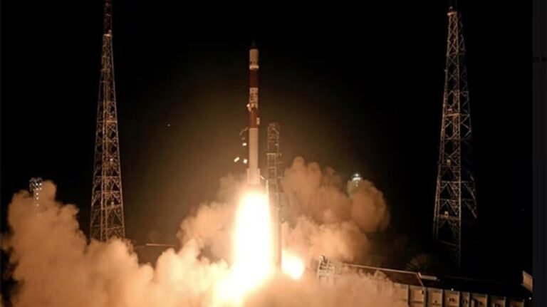 ISRO ಡಾಕಿಂಗ್ ಪ್ರಯೋಗ ಯಶಸ್ವಿ! ಗಣ್ಯರ ಅಭಿನಂದನೆ